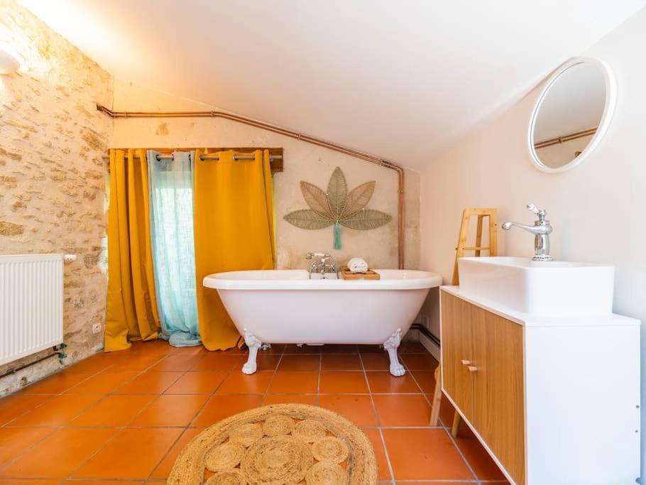 Le Grand Franc Gite Cosy Proche Tous Commerces Tonnay-Charente Exterior photo